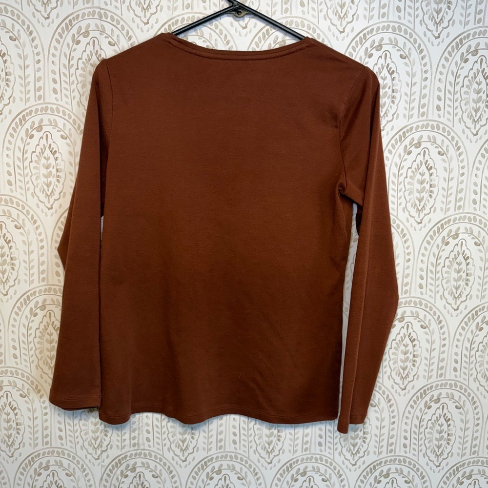 Talbots Tee Brown Pima Cotton Long Sleeve Crew Neck Top Womens‎ Medium - Picture 2 of 5